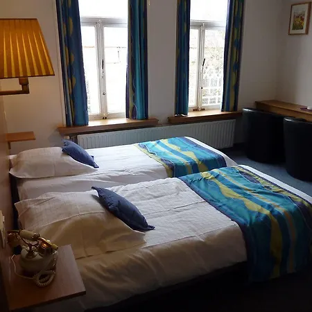 Hotel Asiris Brugia